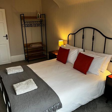 Contemporary Beach Apartment Brighton ภายนอก รูปภาพ